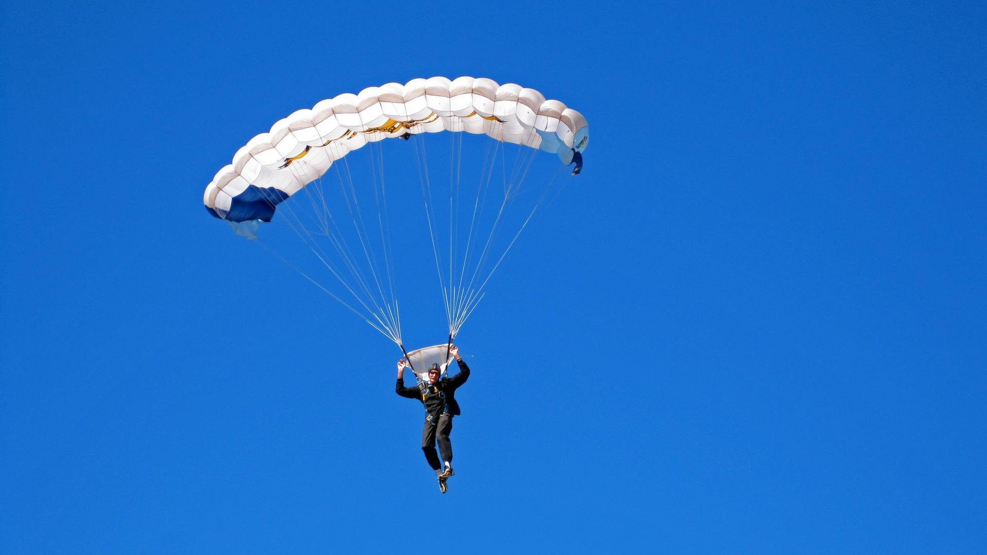 石油人防守压迫力加强,石油人防守压迫力加强